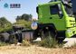 HOWO-Zeichenkopf-Traktor-LKW LHD sondern Rad-grüne Farbe der Liegeplatz-Kabinen-10 aus